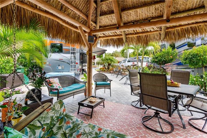 13580  Snook  CIR, Naples, FL 34114