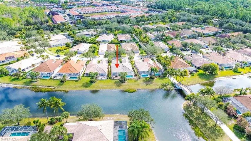 ISLAND WALK offer it's home owners the best of EVERYTHING !!!