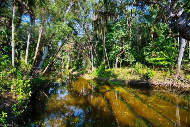 14221 River Rd, Fort Myers, Florida 33905