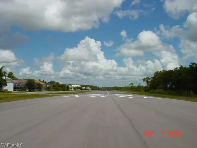 18 North Wing South Airpark