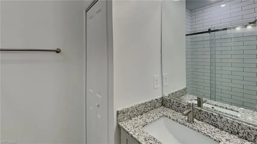 3106-3108 Se Santa Barbara Pl, Cape Coral, Florida 33904