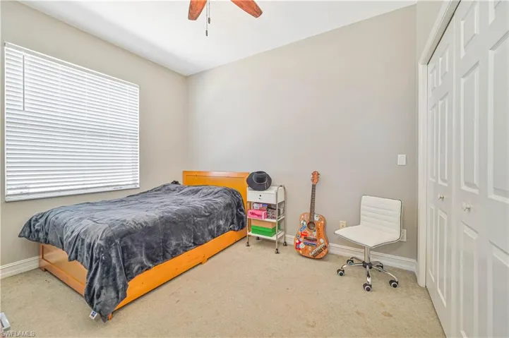 238  Stanhope  CIR, Naples, FL 34104