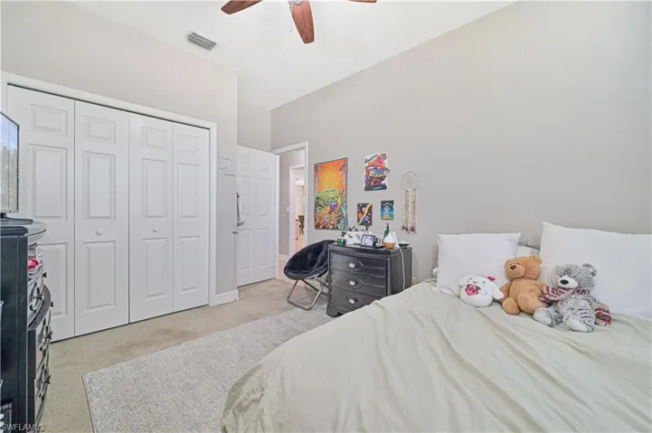 238  Stanhope  CIR, Naples, FL 34104