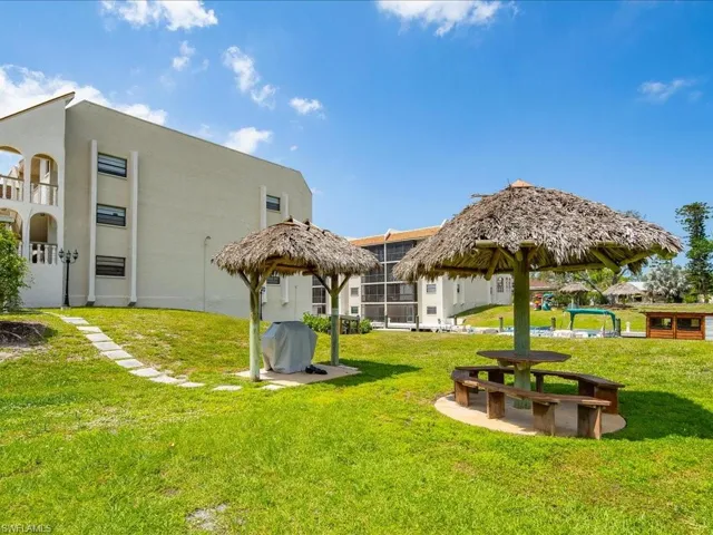 9395 Pennsylvania Ave 20, Bonita Springs, Florida 34135