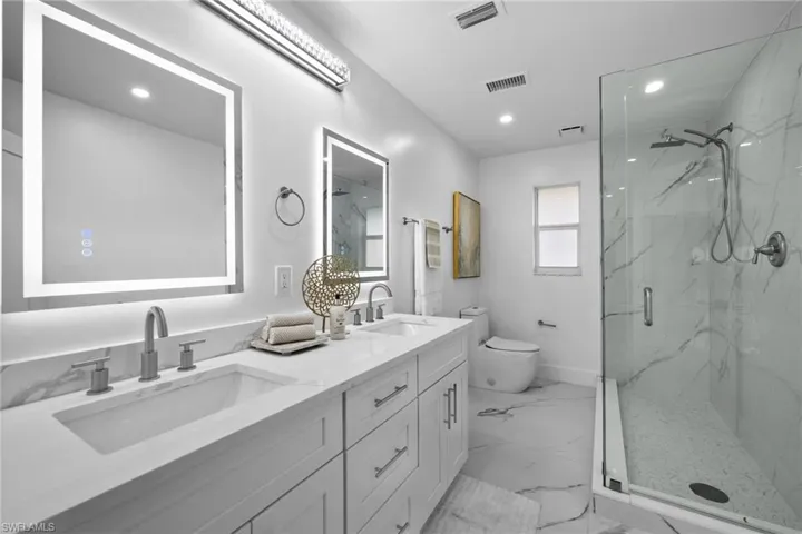 105 Harrison Rd 4, Naples, Florida 34112