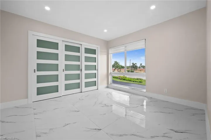 105 Harrison Rd 4, Naples, Florida 34112