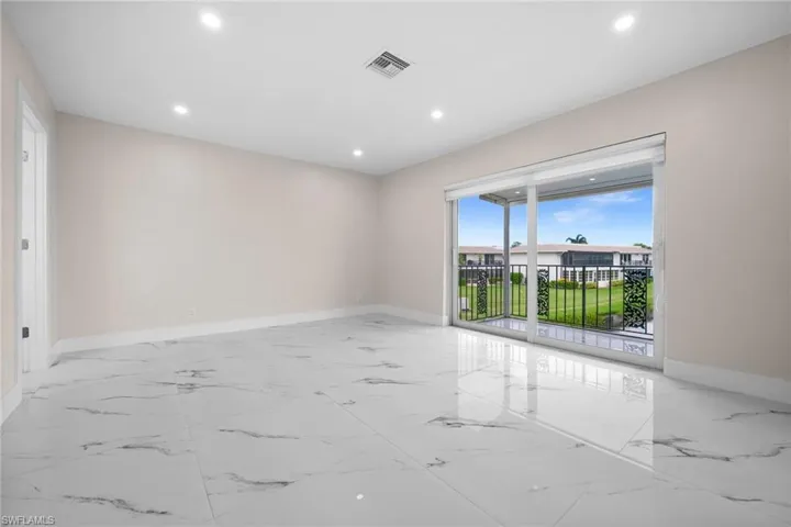105 Harrison Rd 4, Naples, Florida 34112