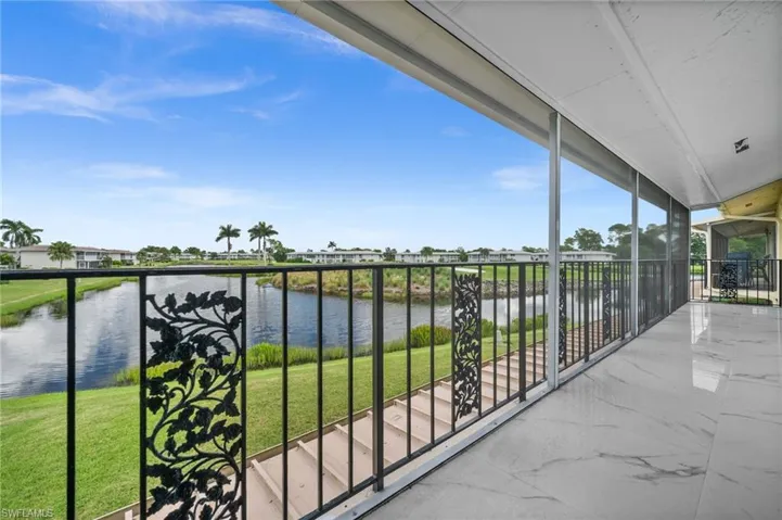 105 Harrison Rd 4, Naples, Florida 34112