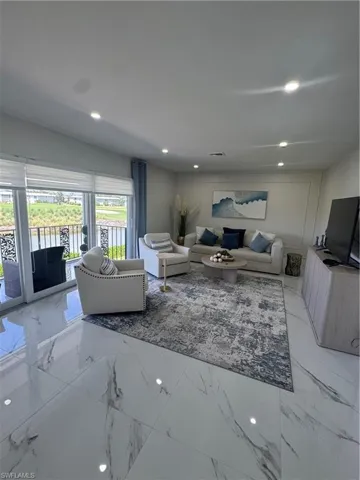 105 Harrison Rd 4, Naples, Florida 34112