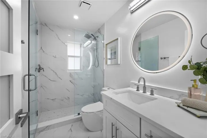105 Harrison Rd 4, Naples, Florida 34112
