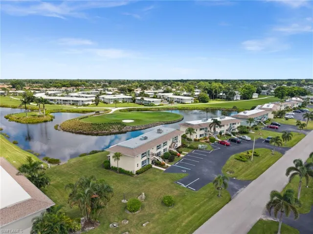 105 Harrison Rd 4, Naples, Florida 34112