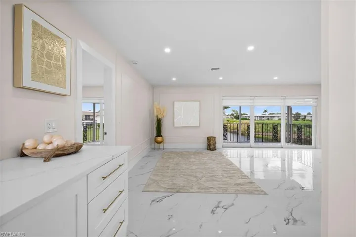 105 Harrison Rd 4, Naples, Florida 34112
