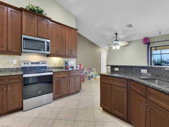 2220 NW 15th  ST, Cape Coral, FL 33993