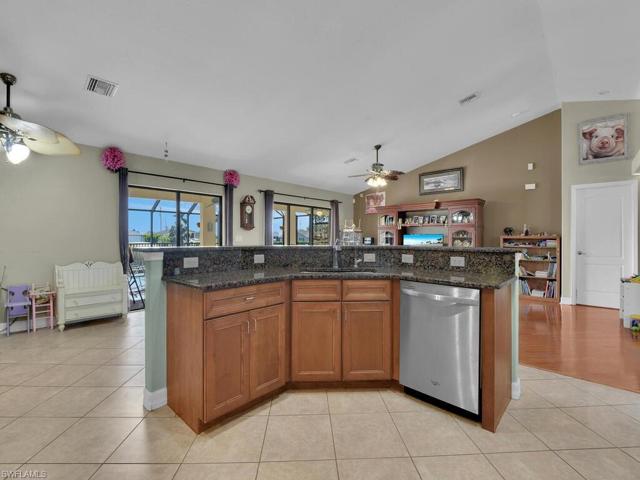 2220 NW 15th  ST, Cape Coral, FL 33993