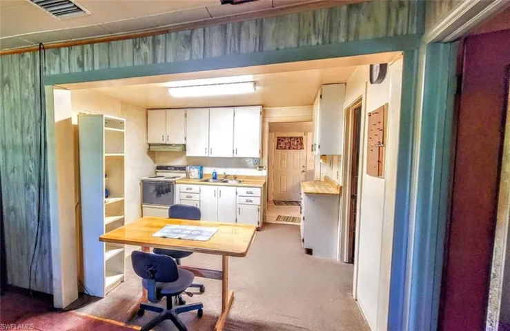 256 Cr-830a, Felda, Florida 33930