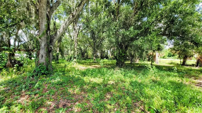 256 Cr-830a, Felda, Florida 33930