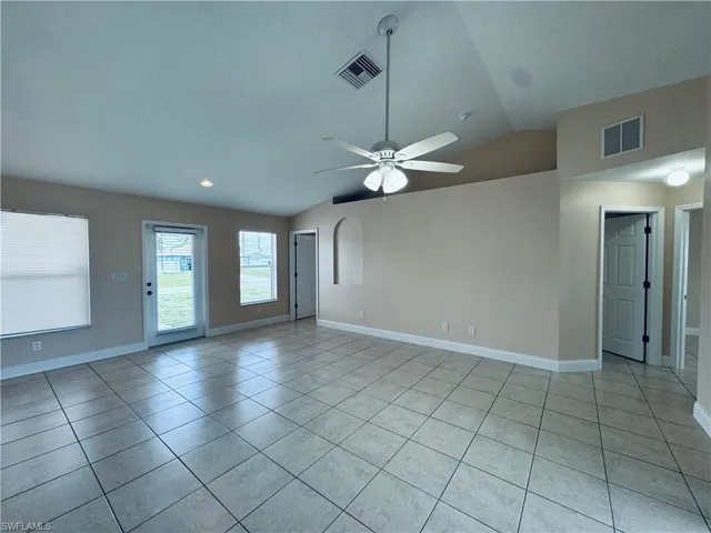 1140 Nw 1st Ave, Cape Coral, Florida 33993