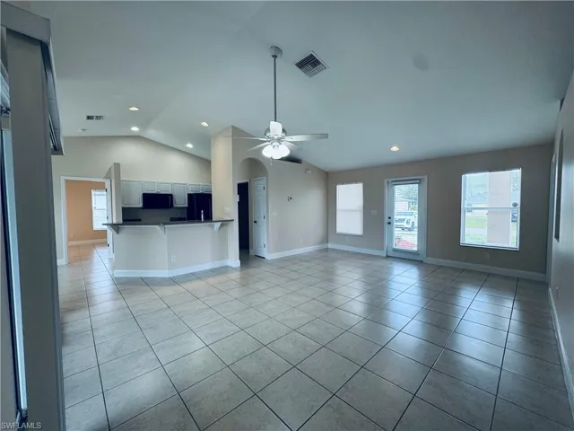 1140 Nw 1st Ave, Cape Coral, Florida 33993