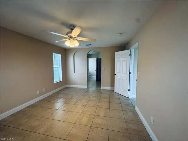 1140 Nw 1st Ave, Cape Coral, Florida 33993