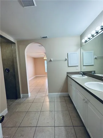1140 Nw 1st Ave, Cape Coral, Florida 33993