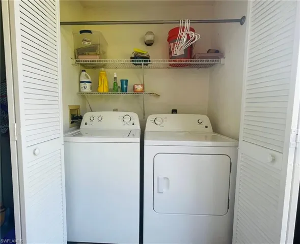 Washer/Dryer Closet
