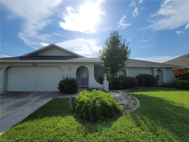 22 NE 13th  AVE, Cape Coral, FL 33909