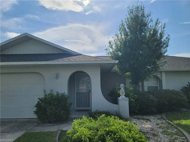 22 NE 13th  AVE, Cape Coral, FL 33909