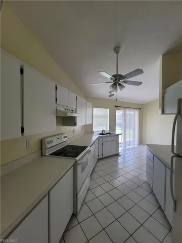22 NE 13th  AVE, Cape Coral, FL 33909