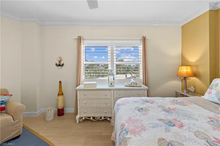 240  Seaview  CT, Marco Island, FL 34145