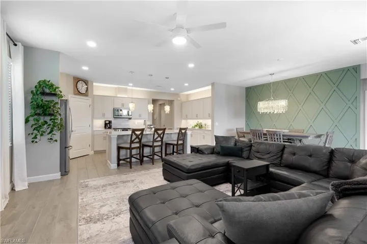 18651  Ives  DR, Estero, FL 33928