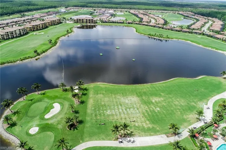 Aqua Driving Range