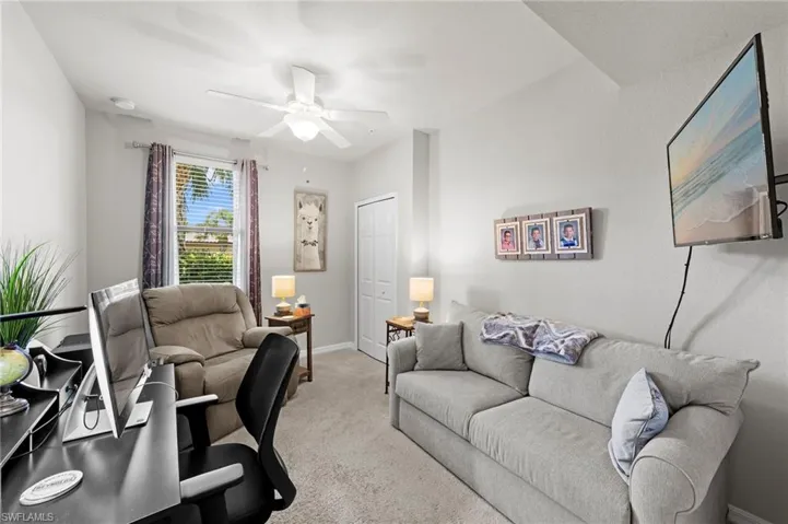 3rd bedroom currently used as office/den