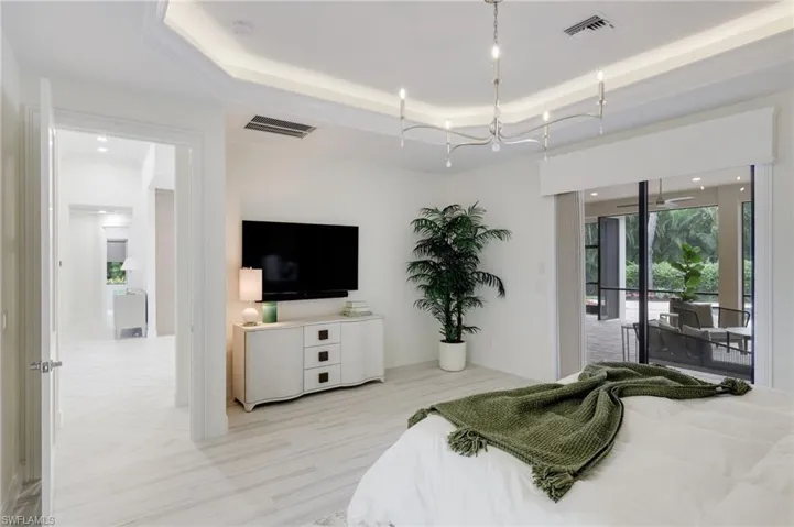Primary suite