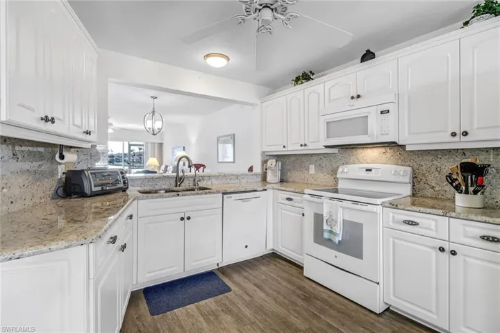 548 Belina DR # 1607, NAPLES FL 34104