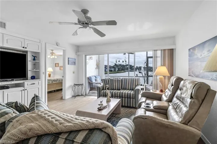 548 Belina DR # 1607, NAPLES FL 34104