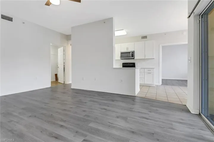 7965  Preserve  CIR, Naples, FL 34119