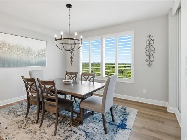 445  Cove Tower  DR, Naples, FL 34110