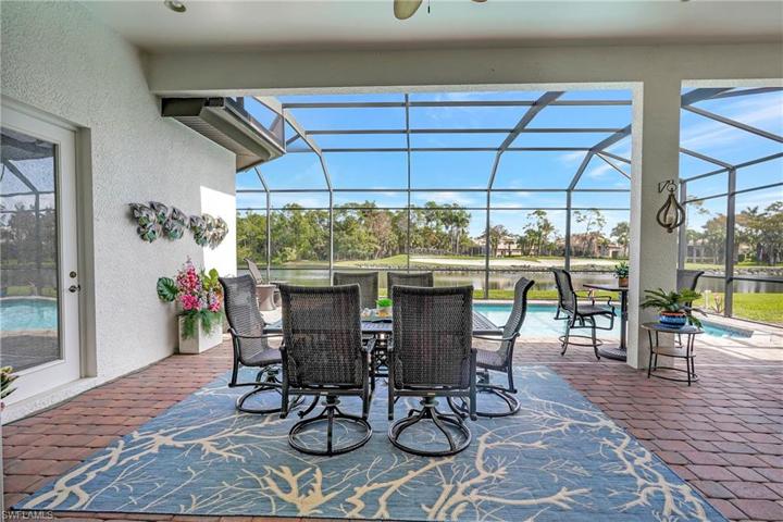 Lanai with eating area