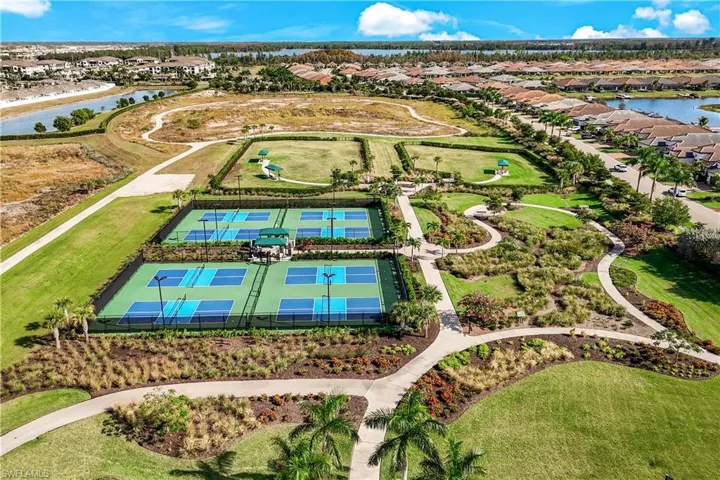 11913 Raggio Dr, Fort Myers, Florida 33913