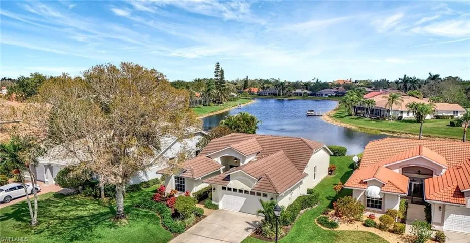 10898  Longshore W WAY, Naples, FL 34119