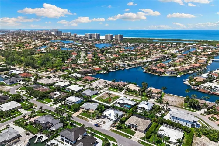 574 Tigertail Ct, Marco Island, Florida 34145