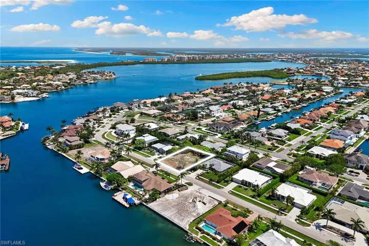 574 Tigertail Ct, Marco Island, Florida 34145