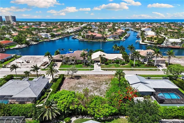 574 Tigertail Ct, Marco Island, Florida 34145