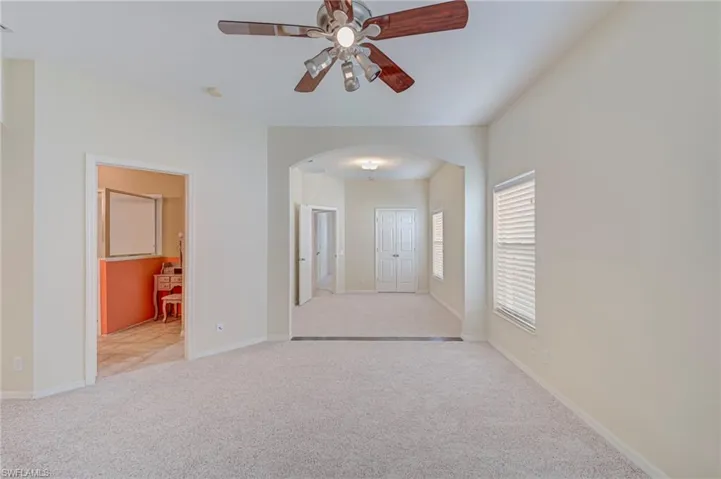 8960 Falcon Pointe Loop, Fort Myers, Florida 33912