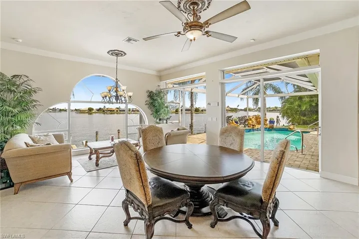849 SE 3rd TER, CAPE CORAL FL 33990