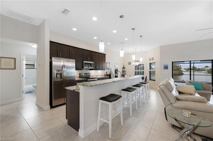 A super long breakfast bar. Perfect for enjoying your morning coffee