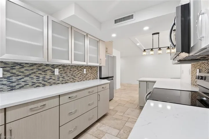 4092  Belair  LN, Naples, FL 34103