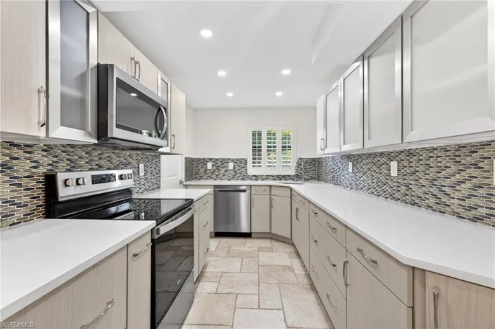 4092  Belair  LN, Naples, FL 34103