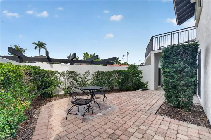 4092  Belair  LN, Naples, FL 34103