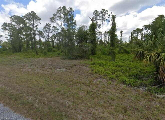 1013 Lakeside DR, LEHIGH ACRES FL 33974